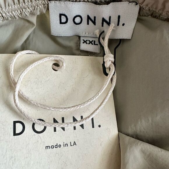 NWT - DONNI. Plus Size Nylon Pull On Shorts - Color Stone/Light Khaki - Size XXL - Picture 5 of 5